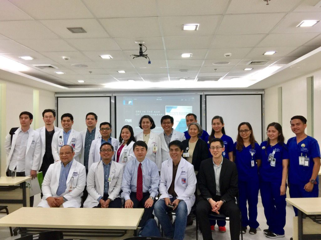 Guest speakers with the Makati Medical Center hospital staff at the forum “Stereotactic Radiosurgery in the Age of TomoTherapy”